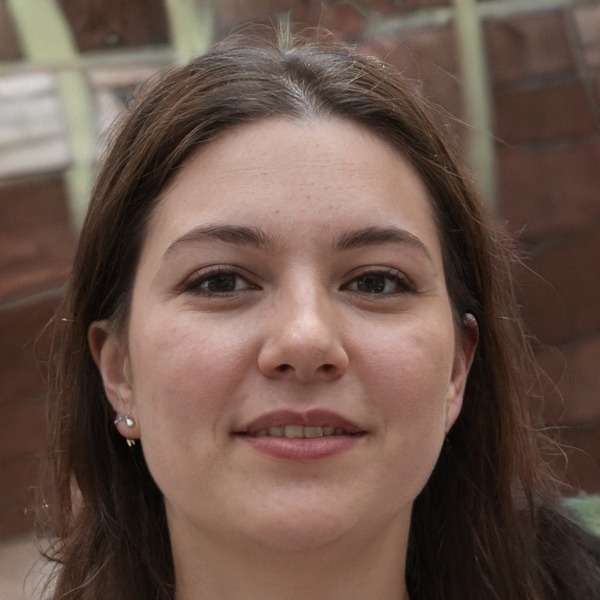 Mia Nakamura, Managing Director at DataHive AI Capital